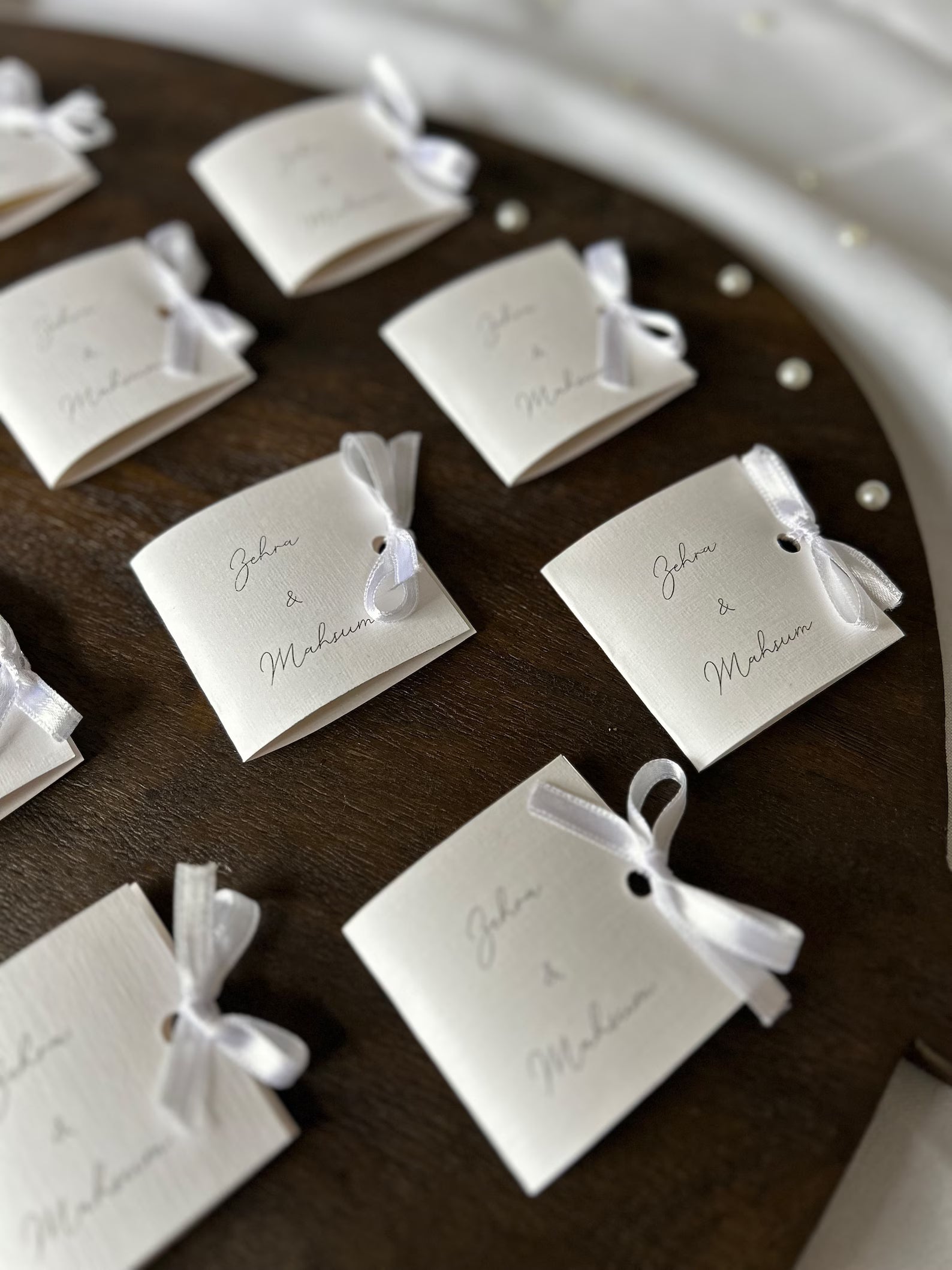 personalisierte Schokolade in Kärtchen als Gastgeschenk, Mitgebsel für jeden Anlass, Standesamt, Hochzeit, Verlobung